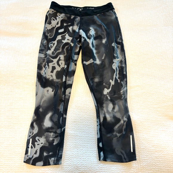 Nike Dri-Fit Just Do It Cropped Running Leggings Black Gray Abstract M - Picture 1 of 6